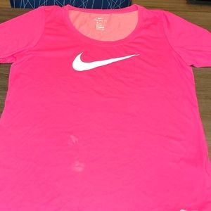 NIKE TEE